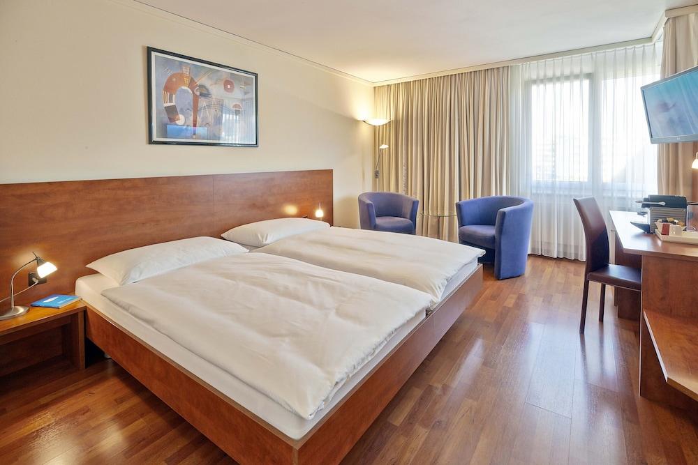 Sorell Hotel Sonnental Dübendorf Екстериор снимка