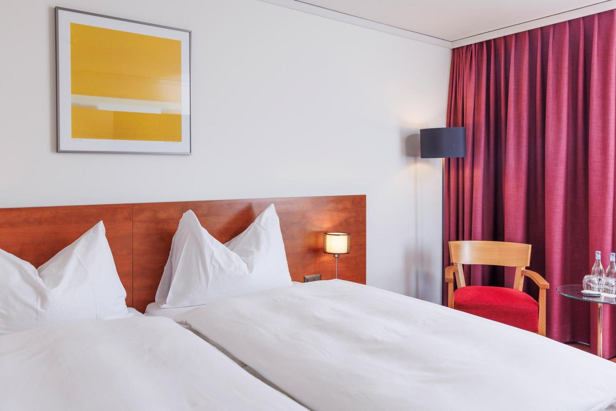 Sorell Hotel Sonnental Dübendorf Екстериор снимка